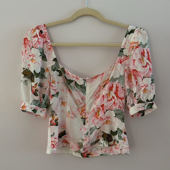NWT Favorite Daughter Rose Print Square Neck Blouse - Picture 3 of 5